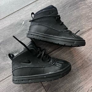 Black Nike Boot Sneakers - size 9C